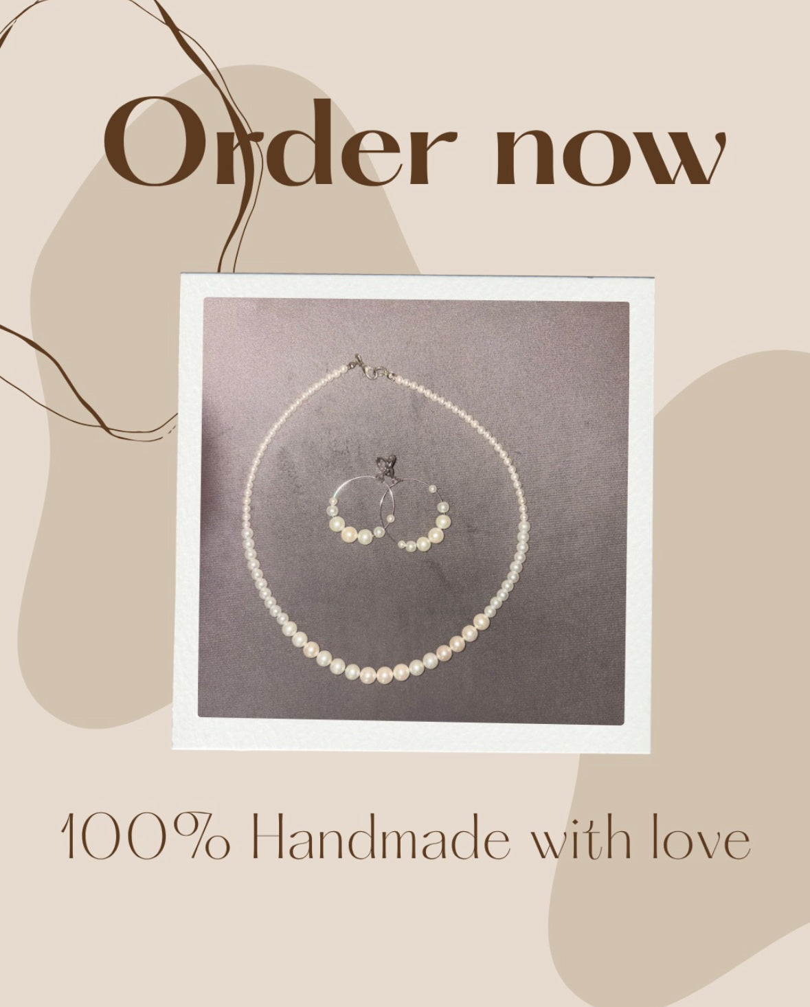 Pearl necklace & Earrings
